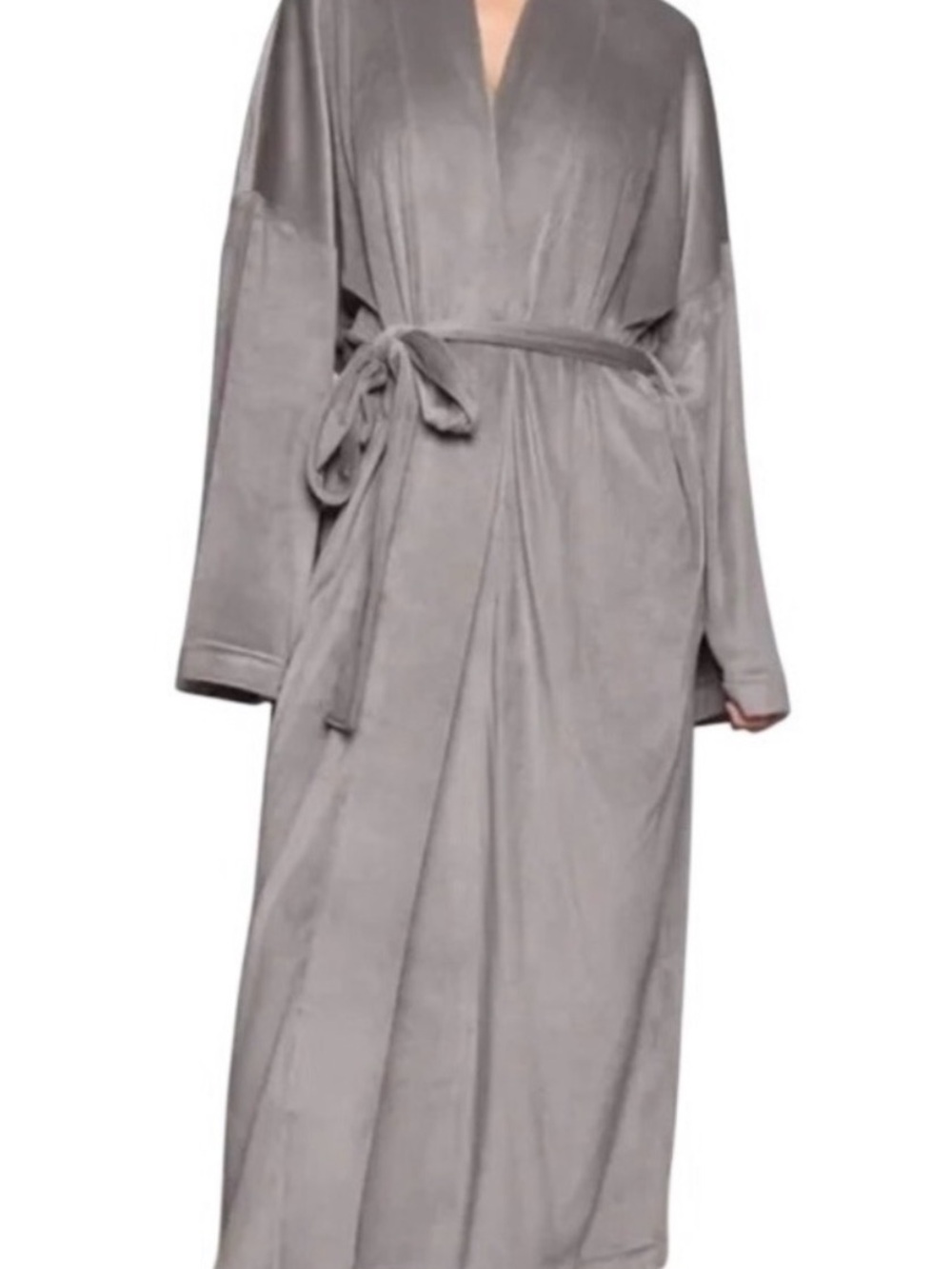 SKIMS Velour Wrap Long Robe Like New size L in smoke